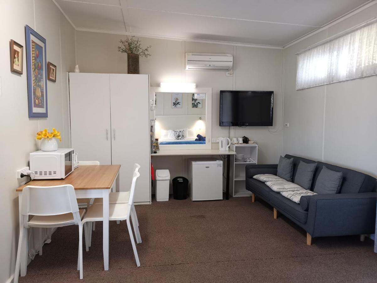 Donald Riverside Motel 외부 사진