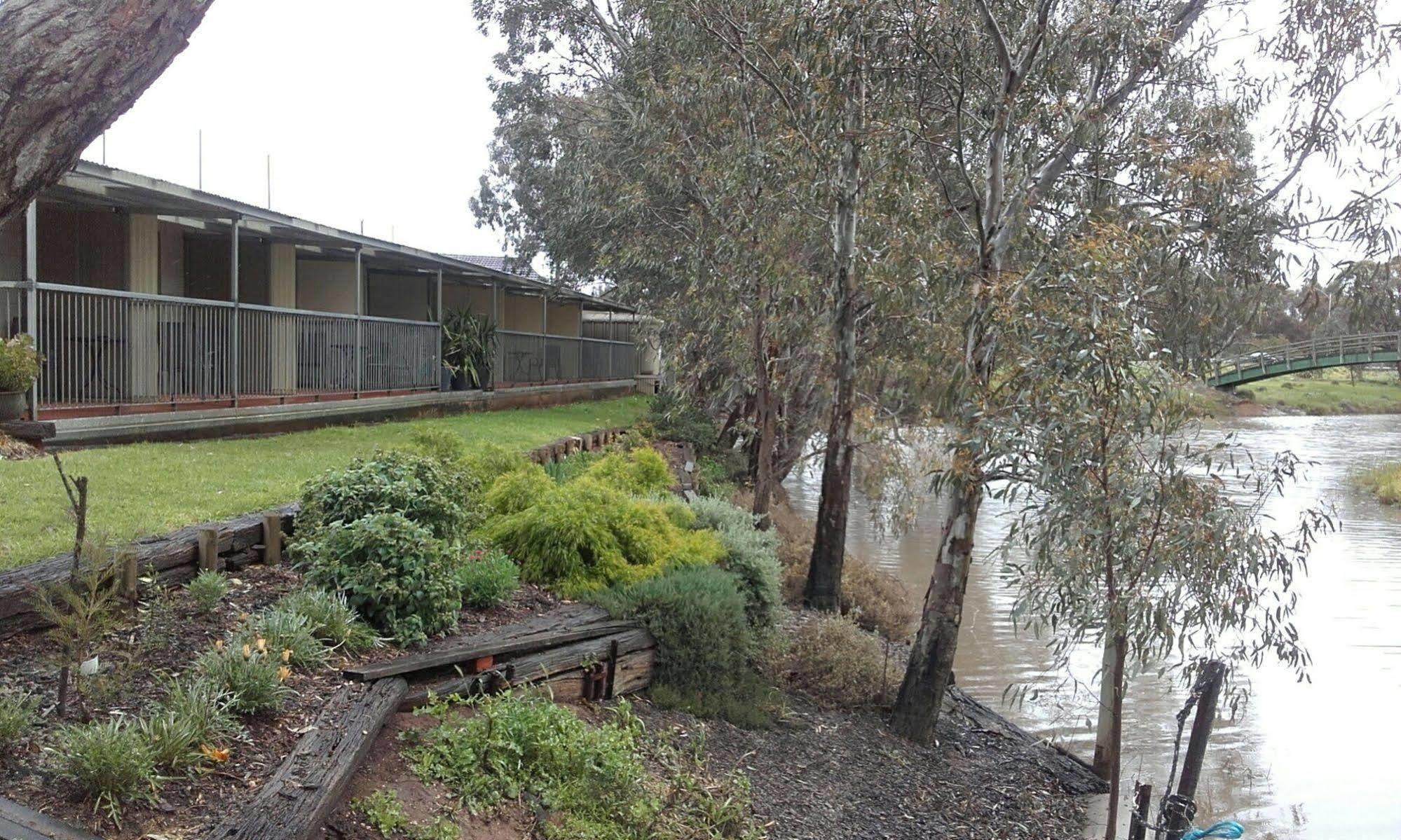Donald Riverside Motel 외부 사진